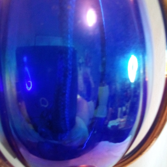 Vintage Hand Blown Blue/purple Glass Oil Lamp on 18" Copper Plated Stand w/ Cap - Picture 11 of 13